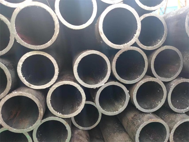 娄底10#结构用无缝钢管